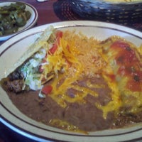 Foto scattata a Nuevo Mexico Restaurant da Derek E. il 9/25/2011