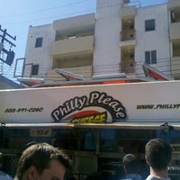 Photo taken at Philly Please Cheese Steaks Truck by Ahmad on 3/7/2012