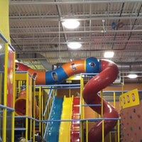 Tubes Et Jujubes - District Saint-Raymond-Vanier - Gatineau, Qc