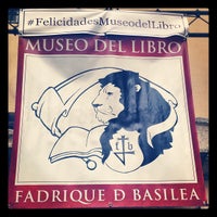 Снимок сделан в Museo del Libro Fadrique de Basilea пользователем Leopoldo R. 7/21/2012