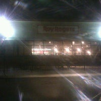 Photo taken at Roy Rogers by Stephanie I. on 10/3/2011