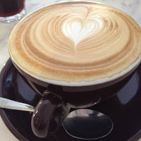Foto tirada no(a) Liberty Coffee por Geraldine Y. em 2/18/2012