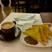 Photo taken at OldTown White Coffee by Nancy T. on 12/15/2011