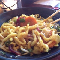 รูปภาพถ่ายที่ Zyng Asian Grill โดย Matthieu B. เมื่อ 5/23/2012
