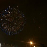 Photo taken at Fireworks On The Hudson by Hirshy R. on 7/5/2012