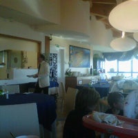 Photo prise au Laguna Sky Restaurant par Roberto B. le10/29/2011