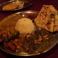 5/11/2012 tarihinde Tricia B.ziyaretçi tarafından Rose of India'de çekilen fotoğraf