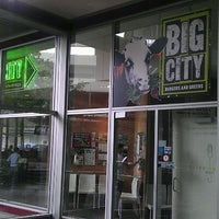 Photo taken at Big City Burgers And Greens by Nathan B. on 8/5/2011