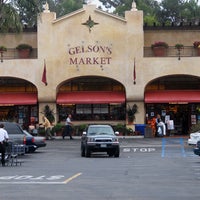 Photo taken at Gelson&amp;#39;s by slonews on 1/15/2012