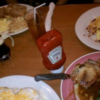 Photo taken at Perkins Restaurant &amp;amp; Bakery by Diva&amp;#39;s Palace R. on 1/28/2011