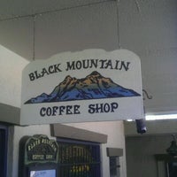 Foto diambil di Black Mountain Coffee Shop oleh Weston K. pada 11/26/2011