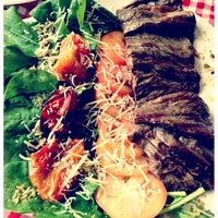 Foto tomada en TBone Restaurante Steak Bar  por Marcos el 4/28/2012