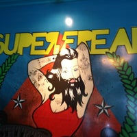 รูปภาพถ่ายที่ Superfreak Store โดย Renato O. เมื่อ 12/24/2011
