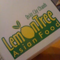 Photo taken at Lemon Tree by Andre G. on 5/13/2011