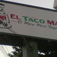 Снимок сделан в El Taco Man пользователем Ernesto M. 10/11/2011