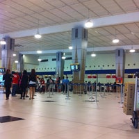 Photo taken at Tiger Airways Check In Counter by Lj R. on 2/7/2012