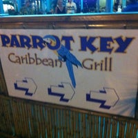 รูปภาพถ่ายที่ Parrot Key Caribbean Grill โดย Amy O. เมื่อ 3/4/2012