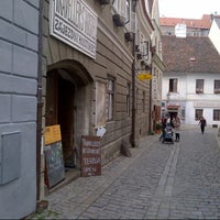 รูปภาพถ่ายที่ Travellers Hostel Český Krumlov โดย Bret D. เมื่อ 9/4/2012