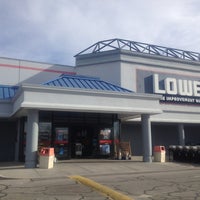 Photo taken at Lowe&#39;s Home Improvement by Peter H. on 3/23/2012