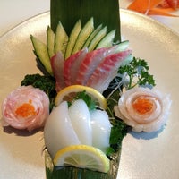 Photo taken at Sushi Ren by Yeqiang on 7/8/2012