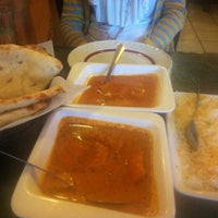 7/2/2012 tarihinde Melissa D.ziyaretçi tarafından Darbar Restaurant'de çekilen fotoğraf