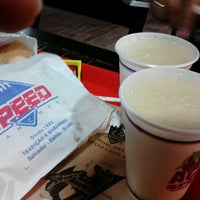 Photo taken at Speed Lanches by Taty P. on 4/15/2012