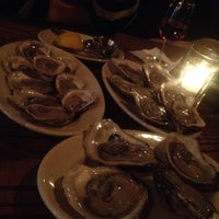 Foto tomada en The Ten Bells  por Angel L. el 5/23/2012