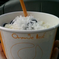 Photo taken at Orange Leaf Frozen Yogurt by Karlyn M. on 5/24/2012