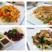 7/13/2012 tarihinde Rui W.ziyaretçi tarafından Tepthida Khmer Restaurant'de çekilen fotoğraf