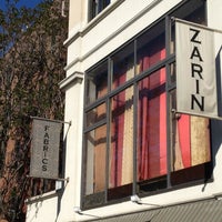 Foto tirada no(a) Zarin Fabrics por Kelli B. em 4/17/2012