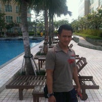 Photo taken at Gandaria Heights Swimming Pool by Jay S. on 5/9/2012