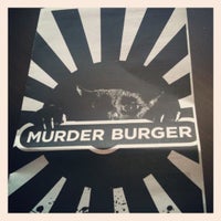 Foto scattata a Murder Burger da Sam il 5/30/2012