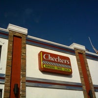 Photo taken at Checkers by Mauricio G. on 2/5/2012