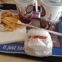 Foto scattata a Burger King da Cez il 7/4/2012