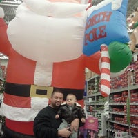 Photo taken at Lowe&amp;#39;s by Randee L. on 10/27/2011