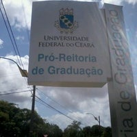 Снимок сделан в Pró-Reitoria de Graduação (PROGRAD) пользователем Gisele C. 5/14/2012