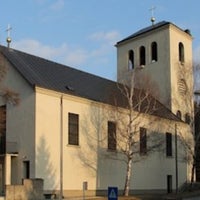 Photo taken at Pfarrkirche St. Leopold - Klosterneuburg by Elisabeth F. on 4/2/2012