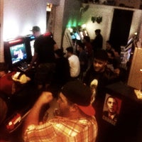 รูปภาพถ่ายที่ Southtown Arcade โดย Jay เมื่อ 6/10/2012