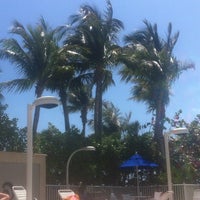 4/5/2012 tarihinde Traci B.ziyaretçi tarafından Gullwing Beach Resort'de çekilen fotoğraf