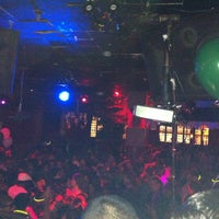 Foto scattata a Rumor da DJ CASE il 6/2/2012