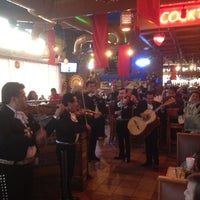2/12/2012 tarihinde Lukeziyaretçi tarafından La Parrilla Mexican Restaurant'de çekilen fotoğraf