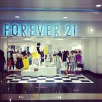 Photo taken at Forever 21 by Cristina B. on 7/1/2012