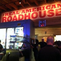 Photo taken at Logan&amp;#39;s Roadhouse by Alan on 9/18/2011