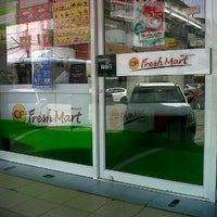 Photo taken at CP Fresh Mart | วงศกร by Beer C. on 8/5/2011