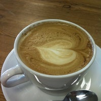 8/22/2011에 Matt E.님이 Brewsmiths Coffee &amp;amp; Tea에서 찍은 사진