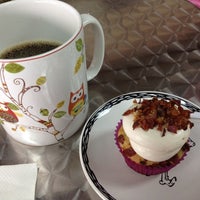Photo taken at Let Them Eat Cupcakes by Christine S. on 9/1/2012
