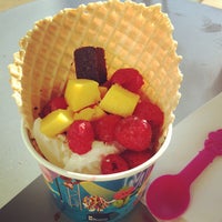 Photo taken at Menchie&amp;#39;s by Linet K. on 8/24/2012