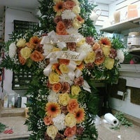 Photo taken at Jacquelines Florist by Lauralee A. on 7/15/2012
