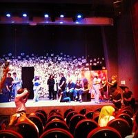 Foto tomada en Rainbow Theater  por Noor  K. el 8/4/2012