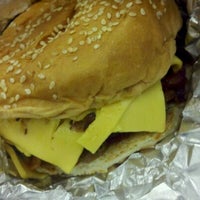 4/26/2011にSがThe Burger Shackで撮った写真